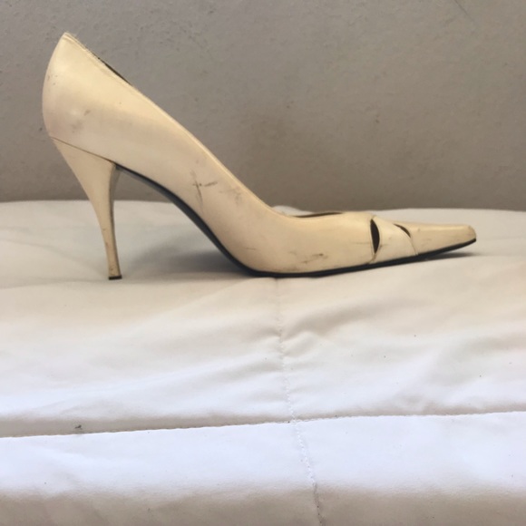 Vintage Stuart Weitzman white leather kitten heel - Picture 5 of 6